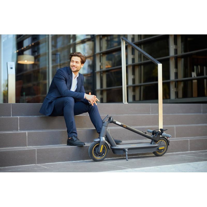 Ninebot by Segway Kickscooter MAX G30E II elektromos roller