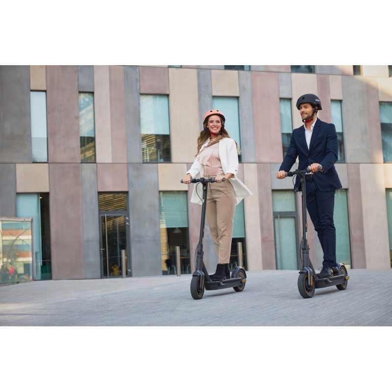 Ninebot by Segway Kickscooter MAX G30E II elektromos roller