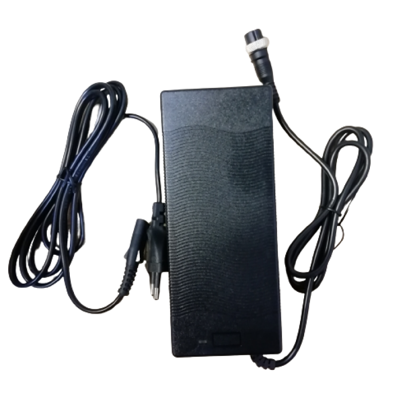 Csere töltőadapter az AERIUM Coolfly 1600/2000 W elektromos robogóhoz