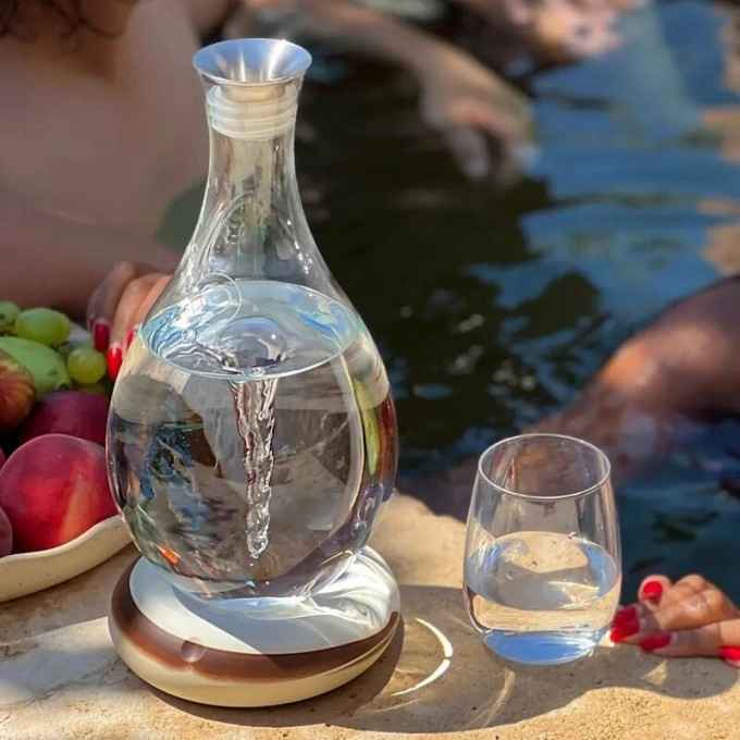 Karaffe MAYU Swirl GREYSTONE