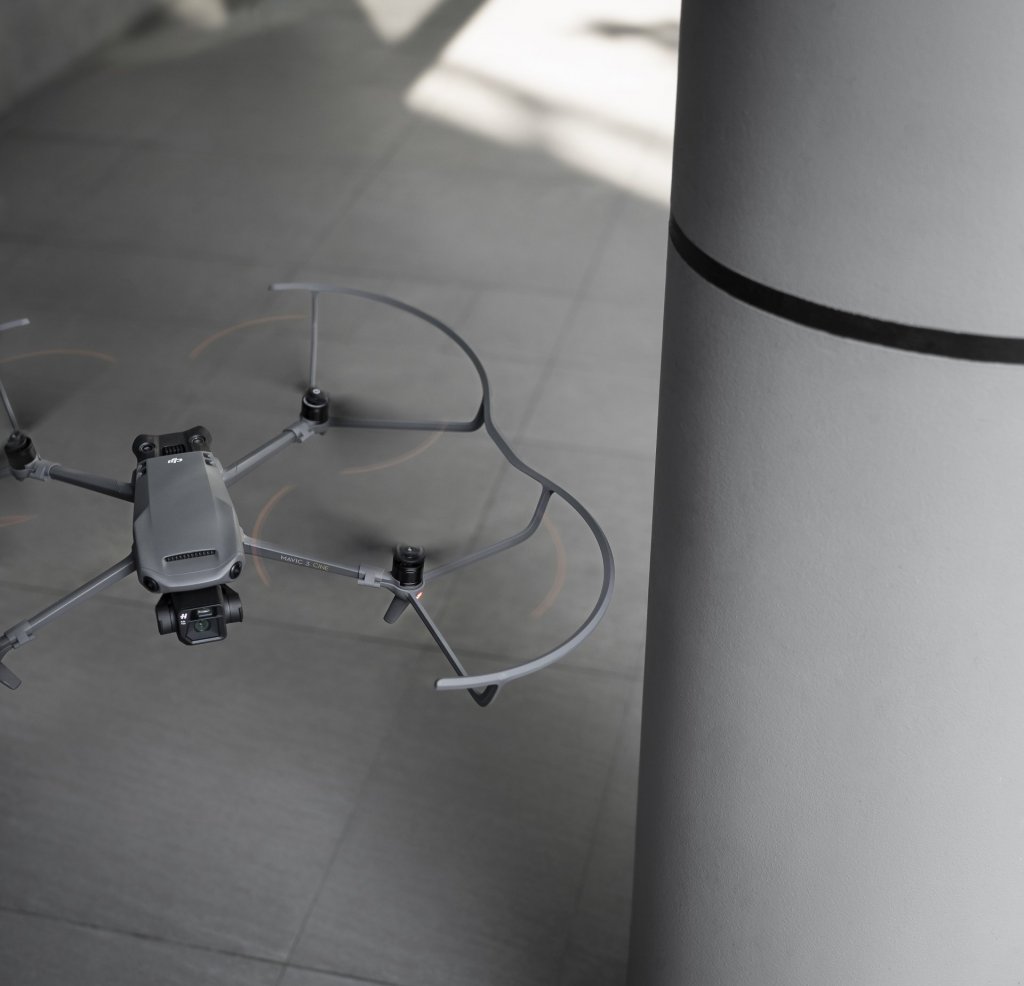 DJI Mavic 3 Fly More Combo